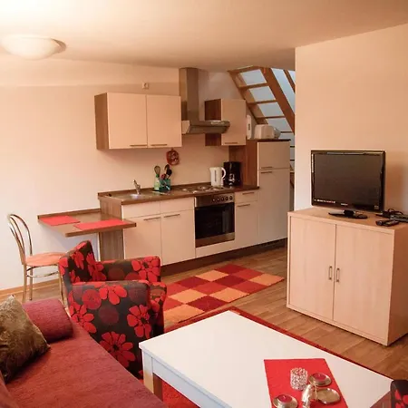 Apartmenthaus Am Grun *